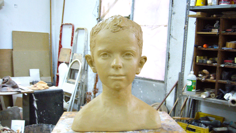 Escultura de un chico